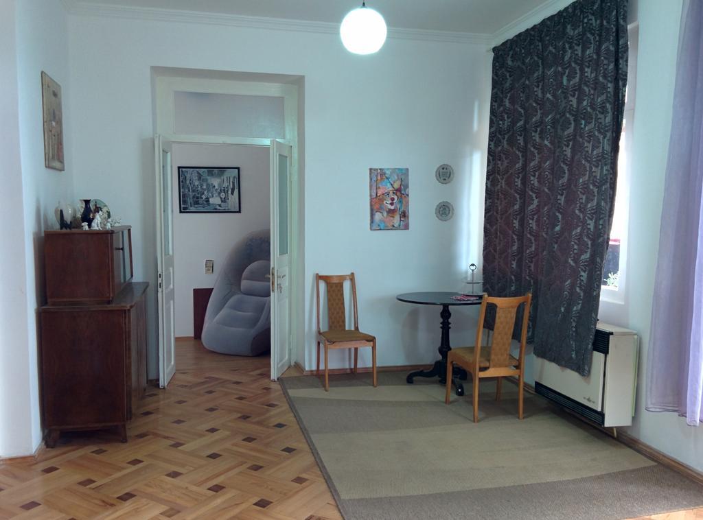 Guesthouse Natali Telavi Bagian luar foto
