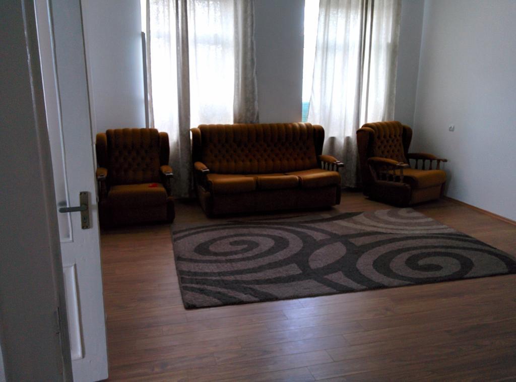Guesthouse Natali Telavi Bagian luar foto