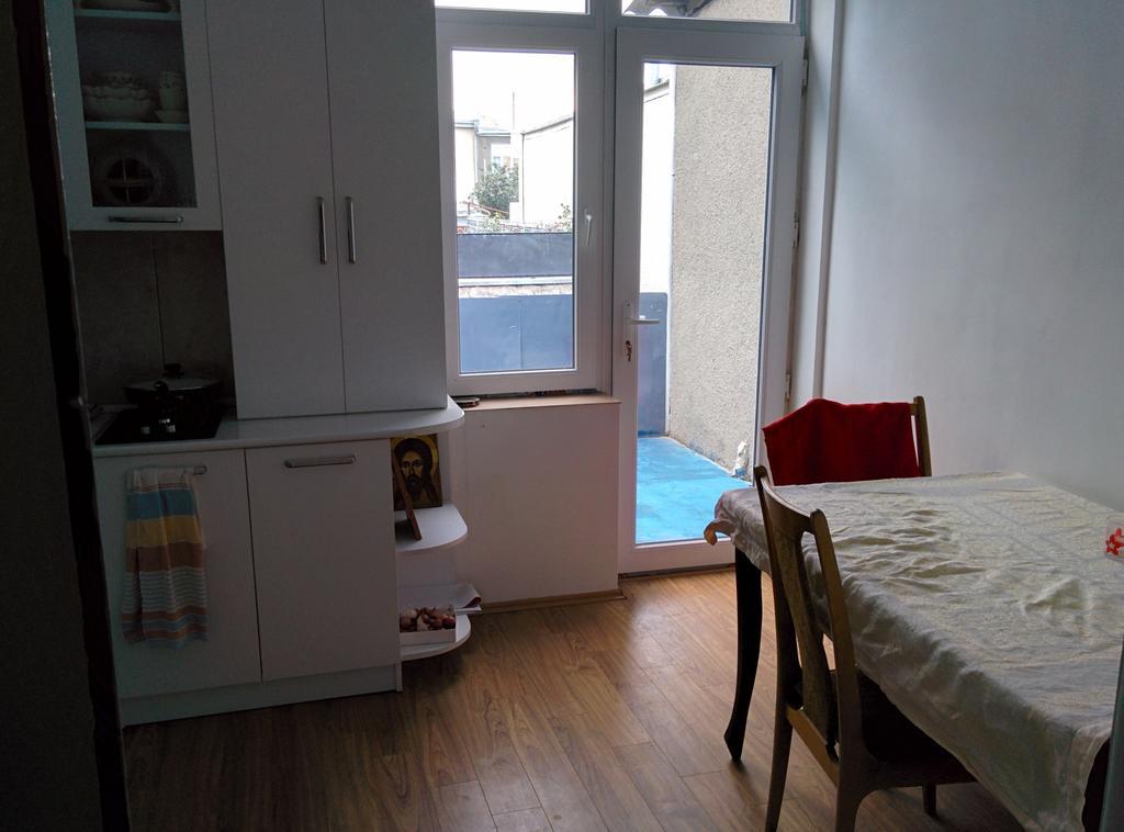 Guesthouse Natali Telavi Bagian luar foto