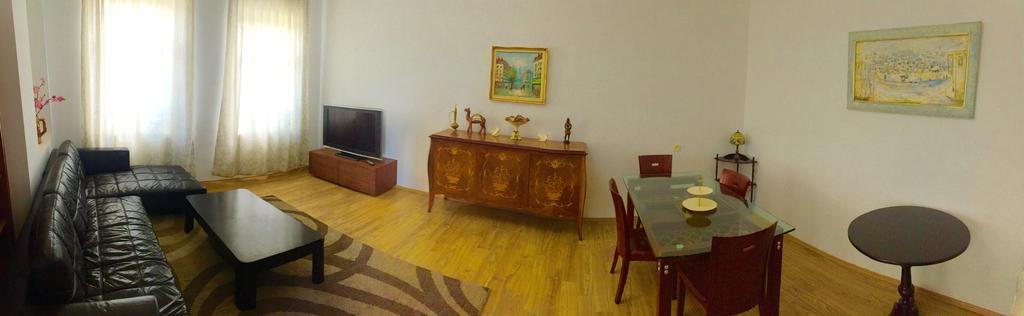 Guesthouse Natali Telavi Bagian luar foto